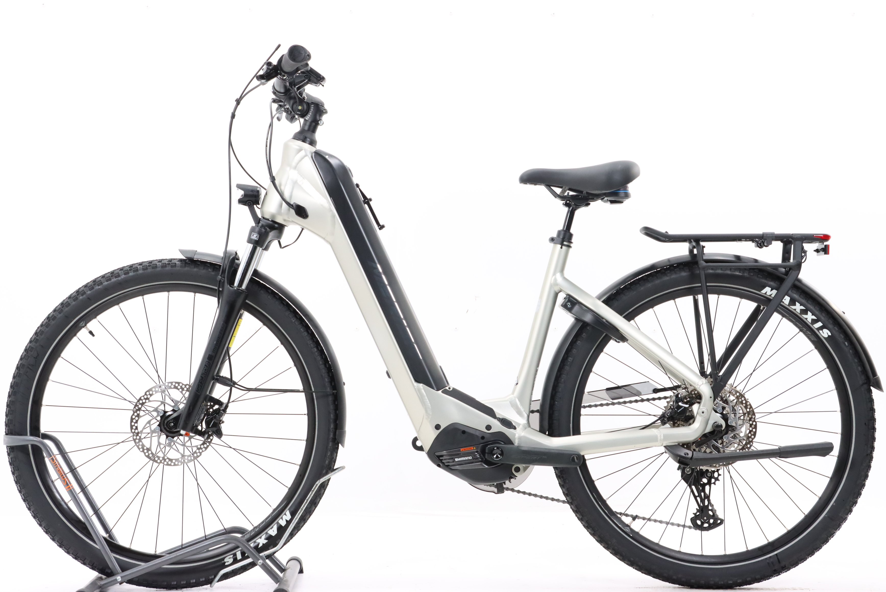 c795755d-4e81-40cb-af69-77fc8994c002